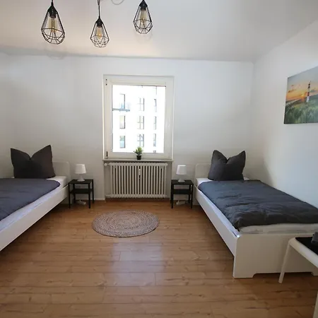 -mrliving- Modernes Mit Einzelbetten, Voll Ausgestattete Kueche, Balkon, Wlan, Parkplatz, Ideal Fuer Monteure -wz05- アパート *